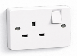 UK 1-Gang 3-Pin Switched Socket